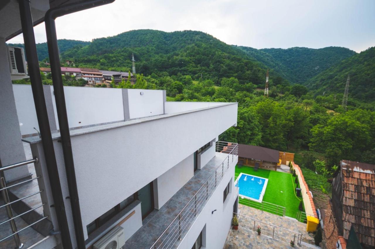 Hotel La Roby Si Niko Dubova Exterior foto